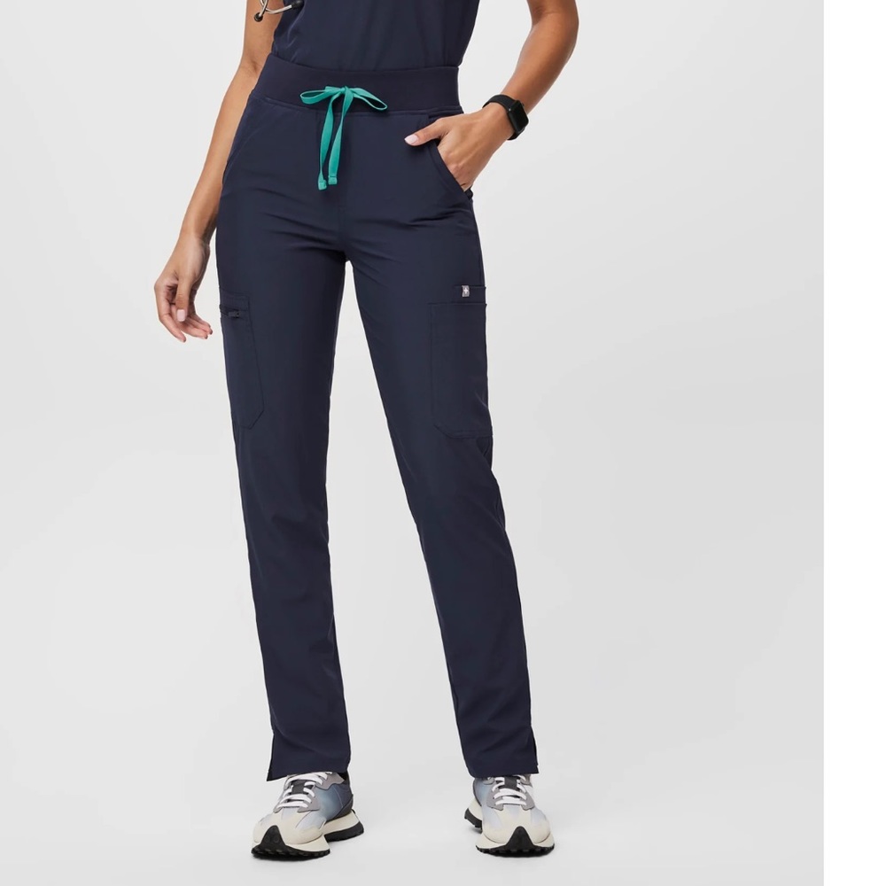 Figs FREEx Yola high waisted skinny scrubs-Navy NWOT